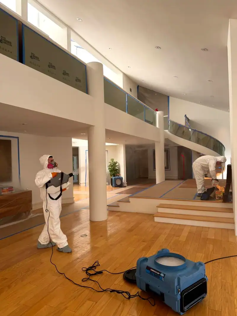 24/7 Service Pros water damage inspection and restoration in Doral, FL