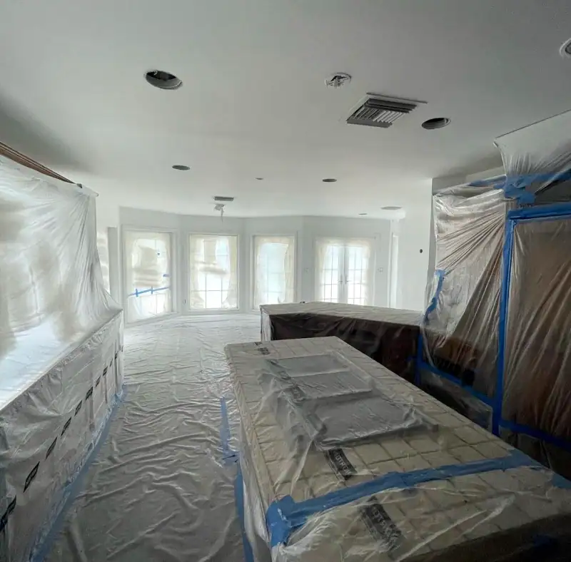 24/7 Service Pros technicians working on water damage restoration in Doral, FL