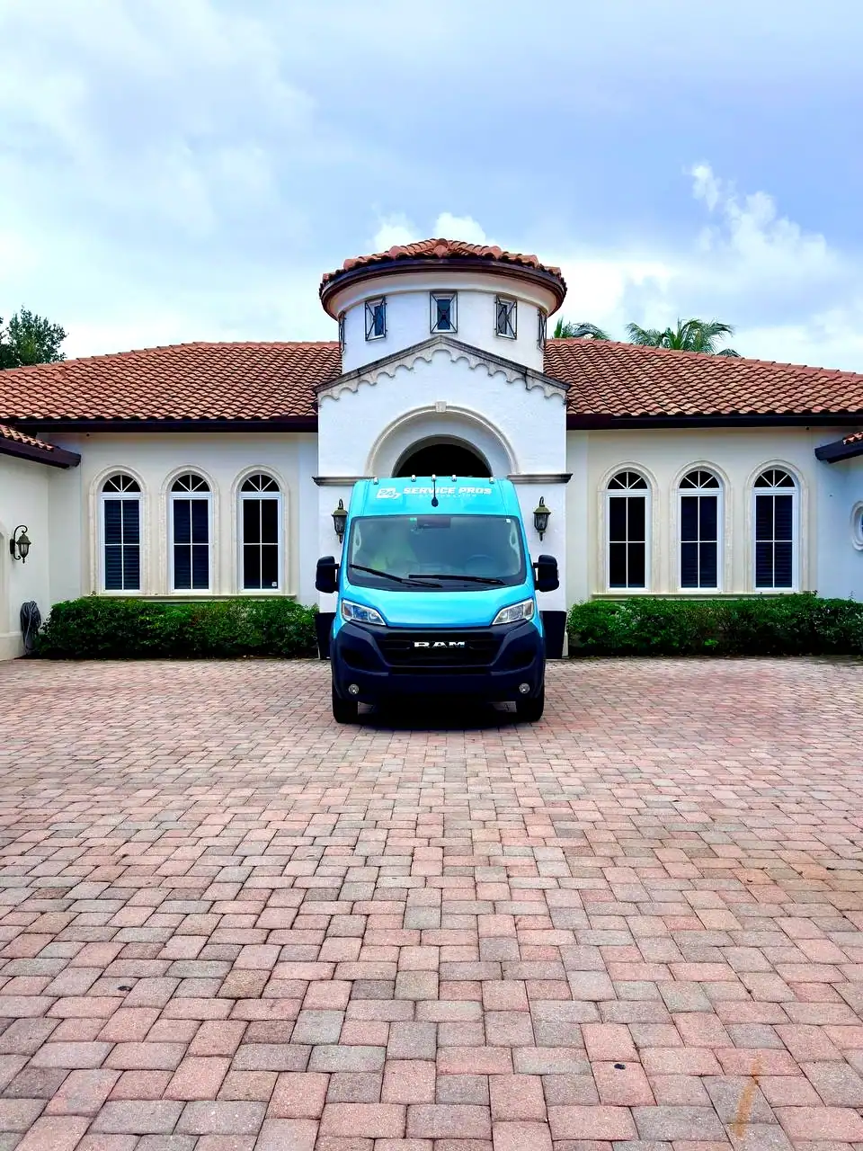24/7 Service Pros restoration van — Emergency Water Damage