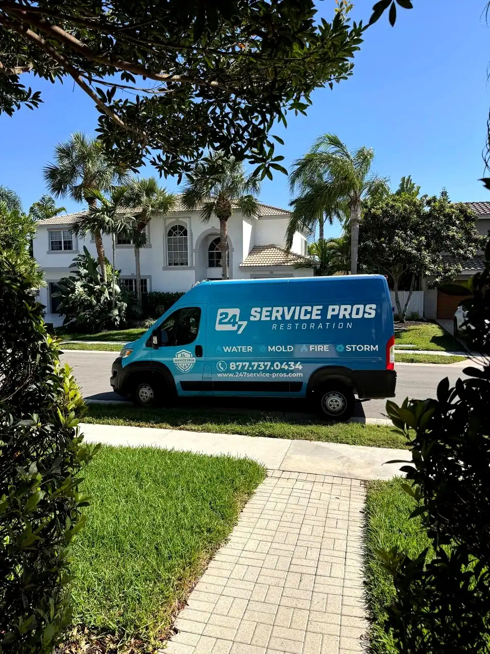 24/7 Service Pros restoration van — South Florida services